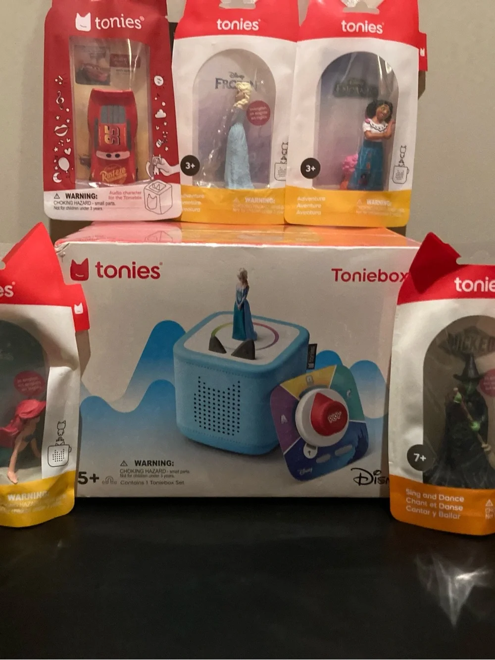 Disney Tonies Blue Toniebox Starter Set with Colorful Character Tonies (7)
